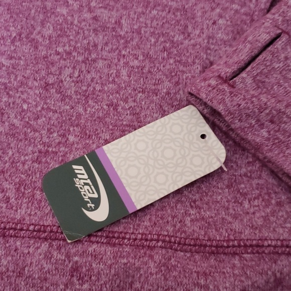 New Active Cowl Top - Picture 4 of 4